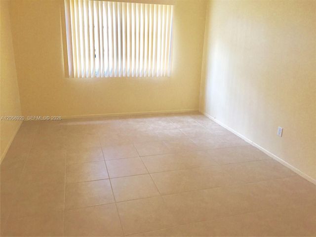7720 Camino Real 107 107, Miami, FL 33143