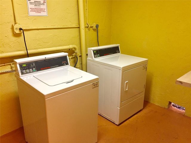 7720 Camino Real 107 107, Miami, FL 33143