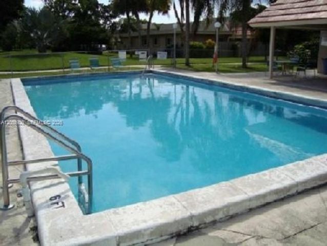 7720 Camino Real 107 107, Miami, FL 33143