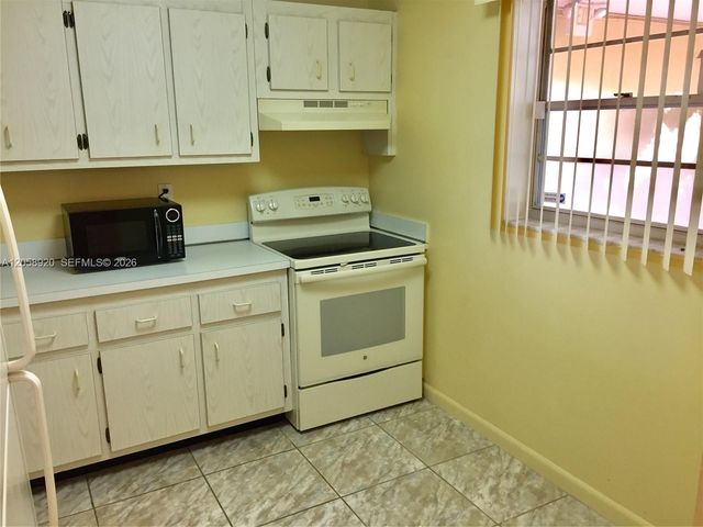 7720 Camino Real 107 107, Miami, FL 33143
