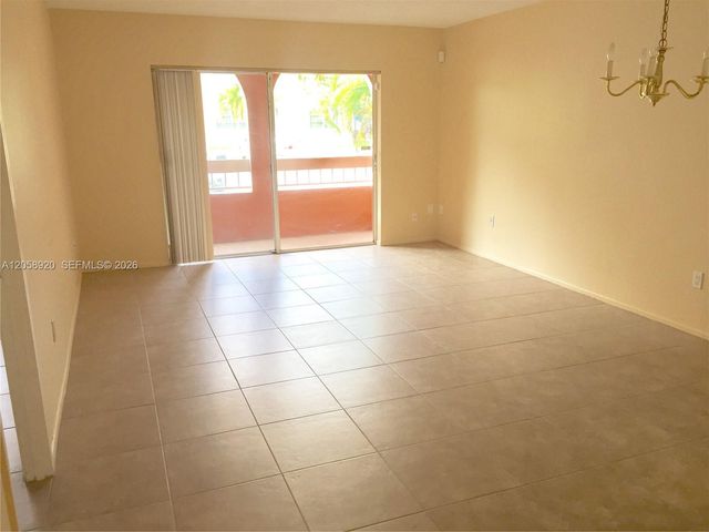 7720 Camino Real 107 107, Miami, FL 33143