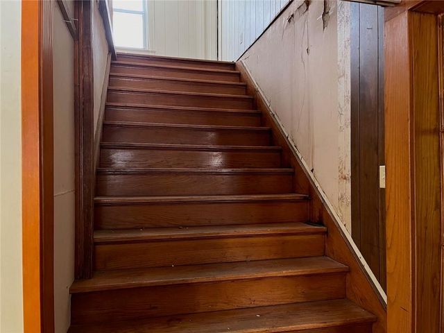 4512 Terrace Street, Kansas City, MO 64111