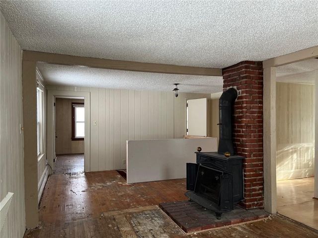 4512 Terrace Street, Kansas City, MO 64111