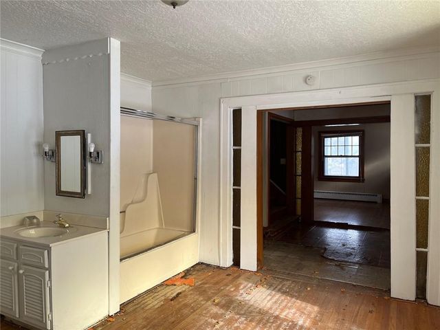 4512 Terrace Street, Kansas City, MO 64111