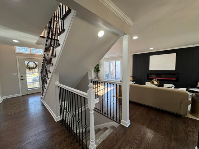 3807 Waxwing Court, Valparaiso, IN 46383