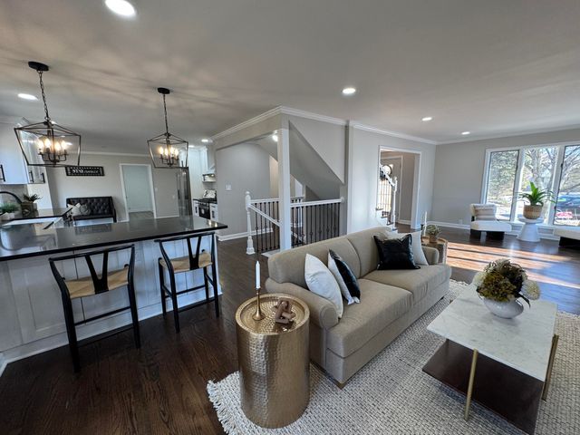 3807 Waxwing Court, Valparaiso, IN 46383