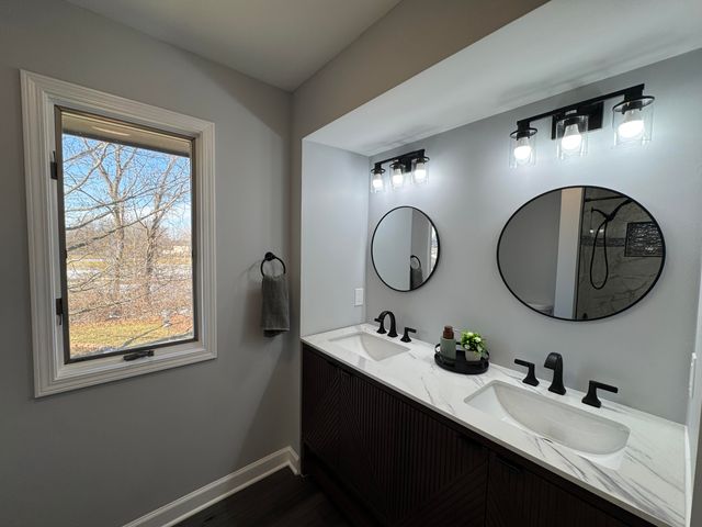 3807 Waxwing Court, Valparaiso, IN 46383