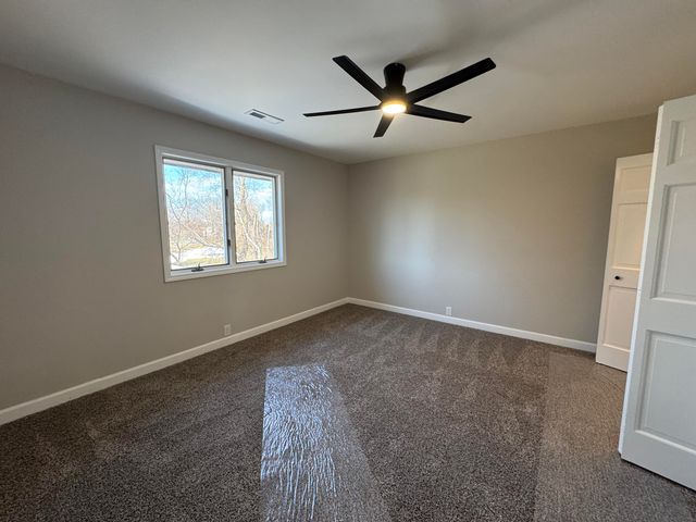 3807 Waxwing Court, Valparaiso, IN 46383