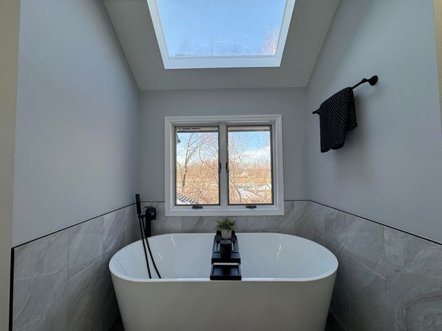 3807 Waxwing Court, Valparaiso, IN 46383