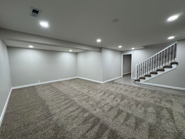 3807 Waxwing Court, Valparaiso, IN 46383