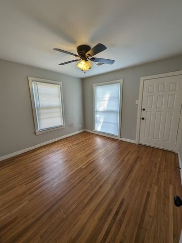 3127 Ouida Avenue, Dallas, TX 75211