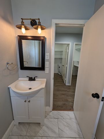 3127 Ouida Avenue, Dallas, TX 75211