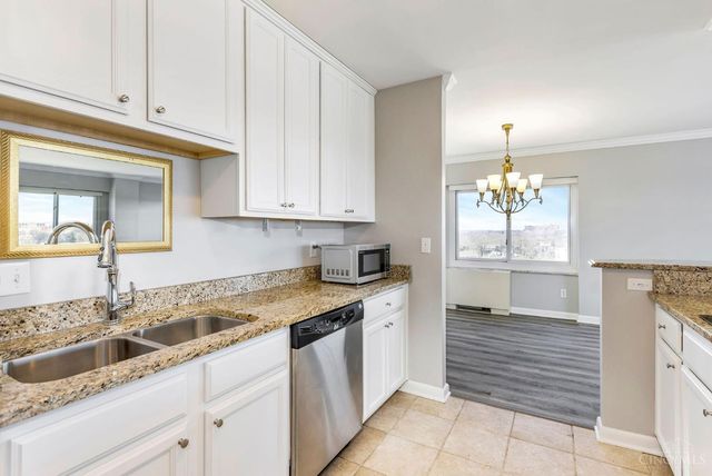 2200 Victory Parkway, Cincinnati, OH 45206