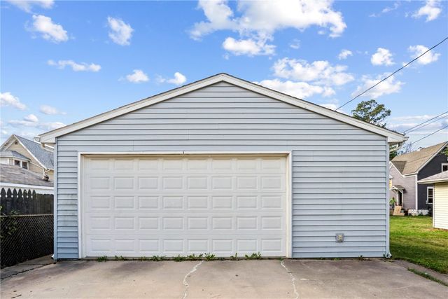 1522 6th Avenue SE, Cedar Rapids, IA 52403