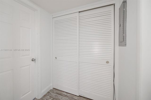 200 NE 12th Ave 6D, Hallandale Beach, FL 33009