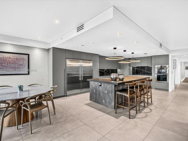 3201 NE 183rd Street 402, Aventura, FL 33160