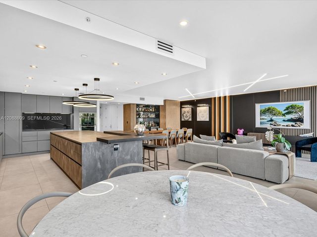 3201 NE 183rd Street 402, Aventura, FL 33160