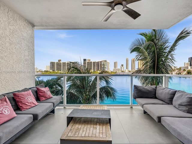 3201 NE 183rd Street 402, Aventura, FL 33160