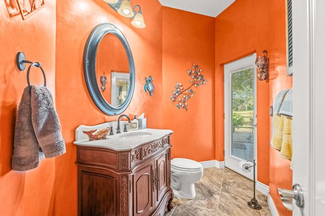 2515 Masters Boulevard, Navarre, FL 32566