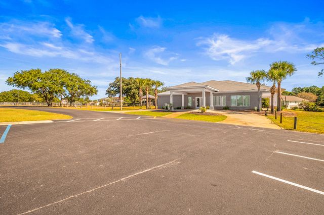 2515 Masters Boulevard, Navarre, FL 32566