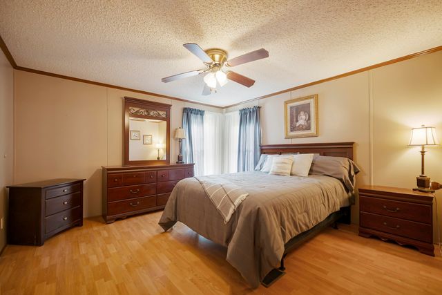 102 Shady Oaks Dr, Pierre Part, LA 70339