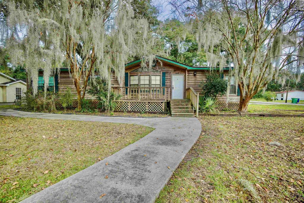 102 Shady Oaks Dr, Pierre Part, LA 70339
