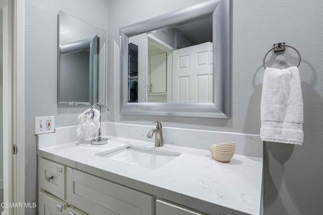 1718 Sinaloa Road 219, Simi Valley, CA 93065