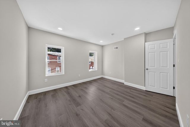 1130 W 2ND ST, Wilmington, DE 19805