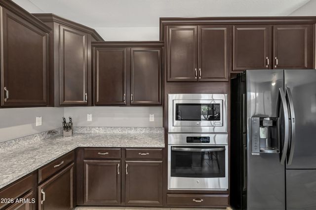189 W HACKBERRY Avenue, San Tan Valley, AZ 85140
