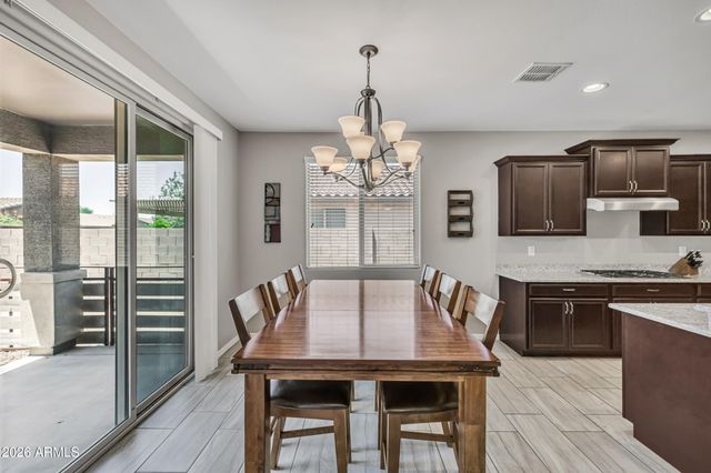 189 W HACKBERRY Avenue, San Tan Valley, AZ 85140