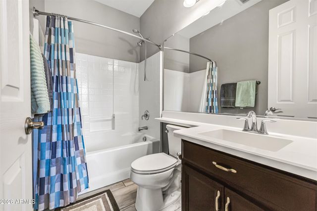 189 W HACKBERRY Avenue, San Tan Valley, AZ 85140
