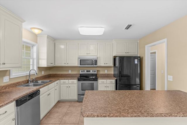 105 Lamar, Dothan, AL 36305