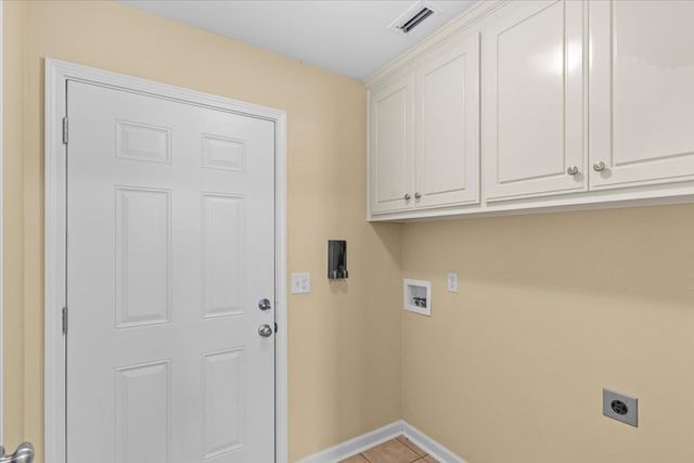 105 Lamar, Dothan, AL 36305