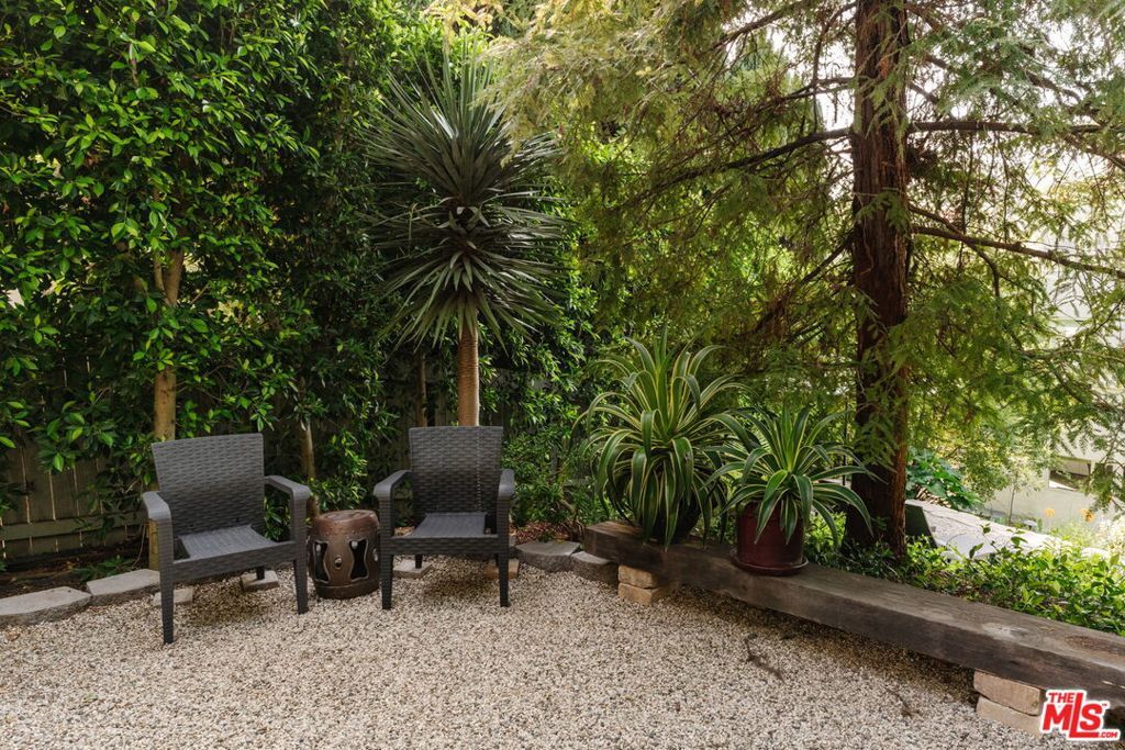 Image 16 of property listing at 2300 Canyon Drive, Los Angeles, CA 90068