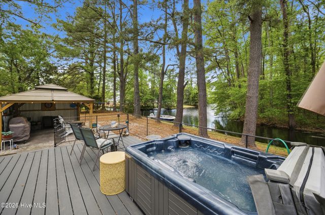 186 Us Highway 158 W, Camden, NC 27921
