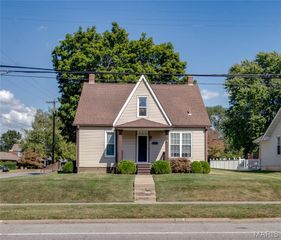 800 Saint Clair Avenue, Collinsville, IL 62234