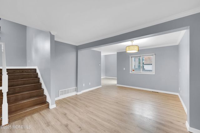 96 Diamond Lane, Old Bridge, NJ 08857