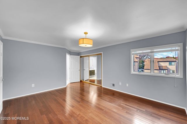 96 Diamond Lane, Old Bridge, NJ 08857