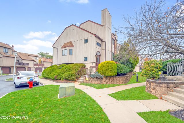 96 Diamond Lane, Old Bridge, NJ 08857