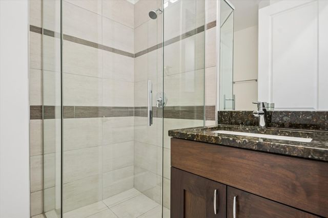 1021 N Wood Street 3, Chicago, IL 60622