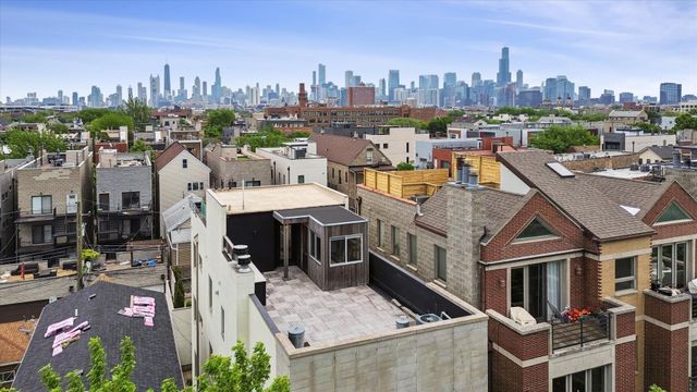 1021 N Wood Street 3, Chicago, IL 60622