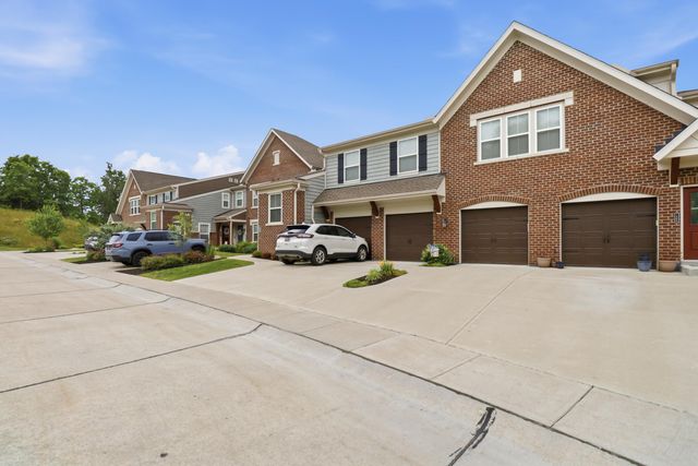 7602 Woodhaven Court, Alexandria, KY 41001