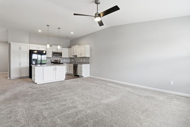 7602 Woodhaven Court, Alexandria, KY 41001