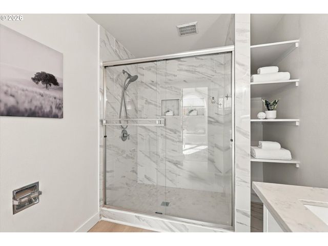 10130 Sw CYNTHIA St, Beaverton, OR 97008