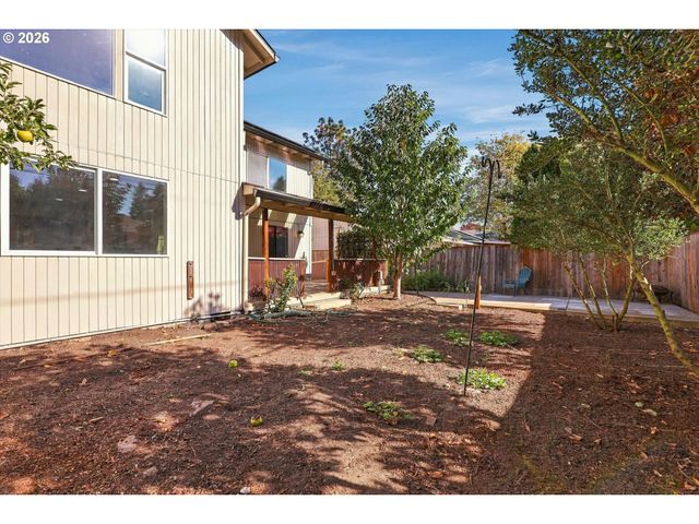 10130 Sw CYNTHIA St, Beaverton, OR 97008