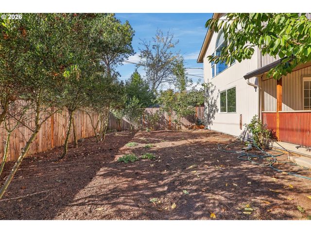 10130 Sw CYNTHIA St, Beaverton, OR 97008