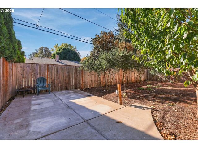 10130 Sw CYNTHIA St, Beaverton, OR 97008