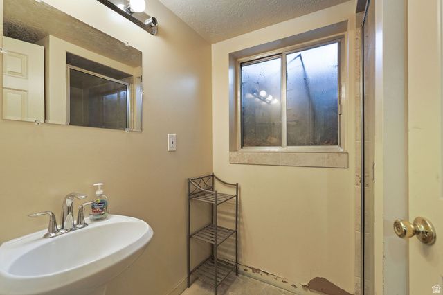 973 S VIA LA COSTA WAY, Kaysville, UT 84037