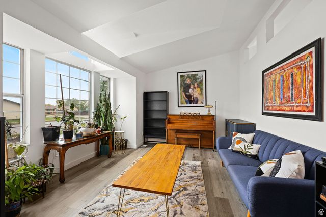 973 S VIA LA COSTA WAY, Kaysville, UT 84037