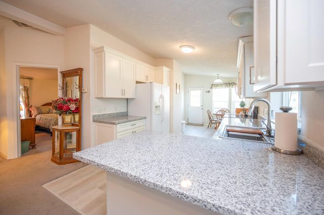 4010 Lakeview Dr, Ione, CA 95640